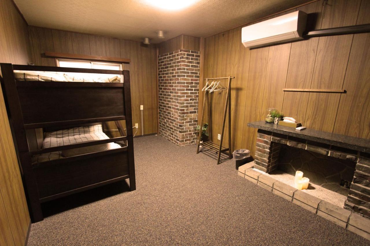 Hibari House Vandrarhem Okayama Exteriör bild